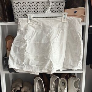 Original pace setter skirt : lululemon sz 8